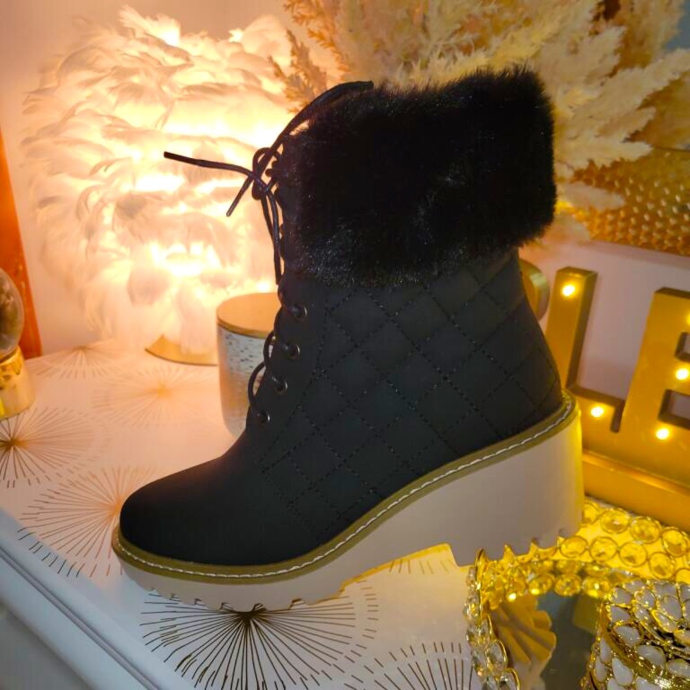Nicole Miller Faux Fur cuff wedge boots.